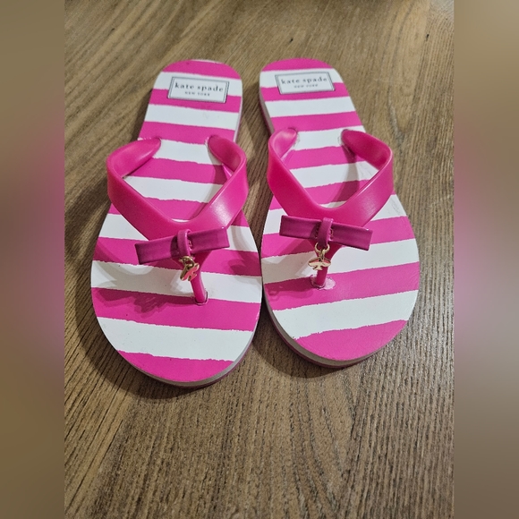 ✨️SOLD✨️ Kate Spade Fifi Flip Flops - Picture 2 of 5